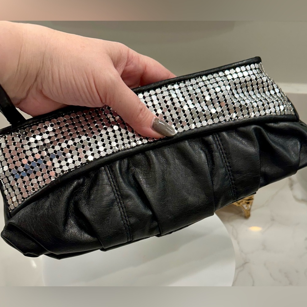VTG Giannini - Black PVC & Silver-Toned Mesh Wristlet/Clutch - EUC